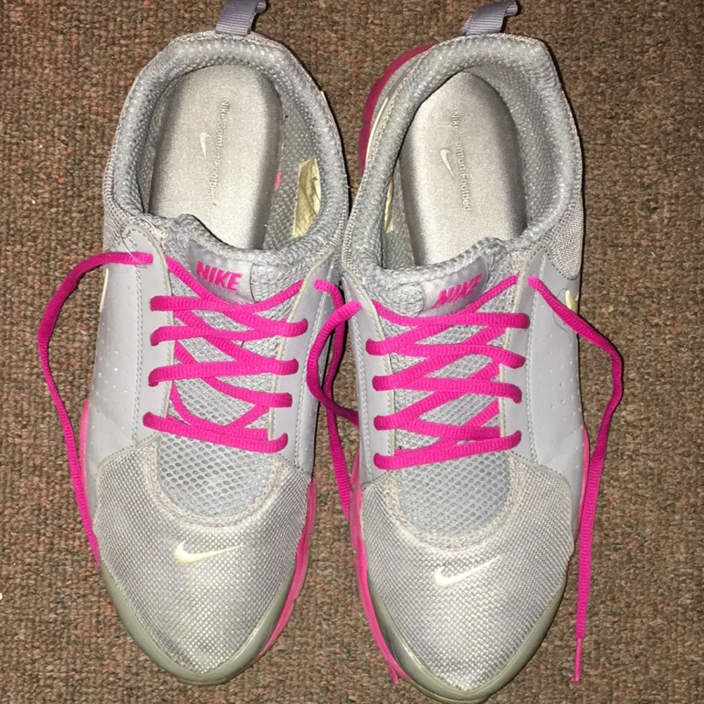 Nike comfort footbed Nike Sneakers Size 10 women